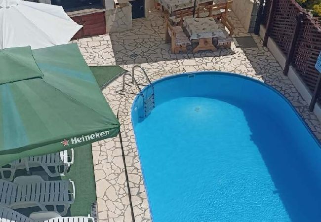 Апартаменты на Ražanj - Ferienwohnung in Ražanj mit Meerblick, Terrasse, Klimaanlage, W-LAN (4773-2) Апартаменты на Ražanj - Ferienwohnung in Ražanj mit Meerblick, Terrasse, Klimaanlage, W-LAN (4773-2)