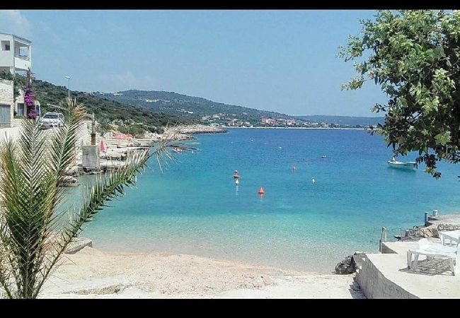 Апартаменты на Kanica - Ferienwohnung in Kanica mit Meerblick, Terrasse, Klimaanlage, W-LAN (5168-1) Апартаменты на Kanica - Ferienwohnung in Kanica mit Meerblick, Terrasse, Klimaanlage, W-LAN (5168-1)