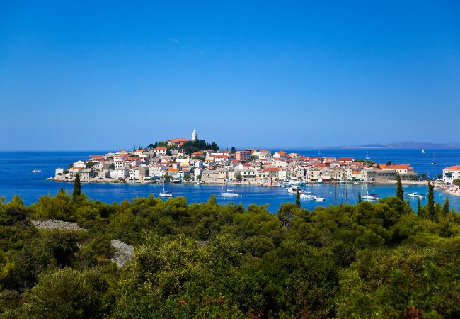 Апартаменты на Kanica - Ferienwohnung in Kanica mit Meerblick, Terrasse, Klimaanlage, W-LAN (5168-1) Апартаменты на Kanica - Ferienwohnung in Kanica mit Meerblick, Terrasse, Klimaanlage, W-LAN (5168-1)