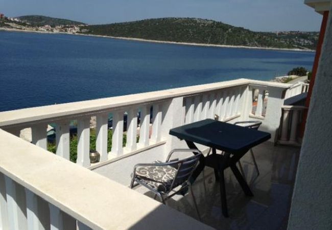 Квартира-студия на Sevid - студио Апартамент в Севид c Вид на море, балкон, Спутниковое / кабельное телевидение, WIFI (5169-3) Квартира-студия на Sevid - студио Апартамент в Севид c Вид на море, балкон, Спутниковое / кабельное телевидение, WIFI (5169-3)