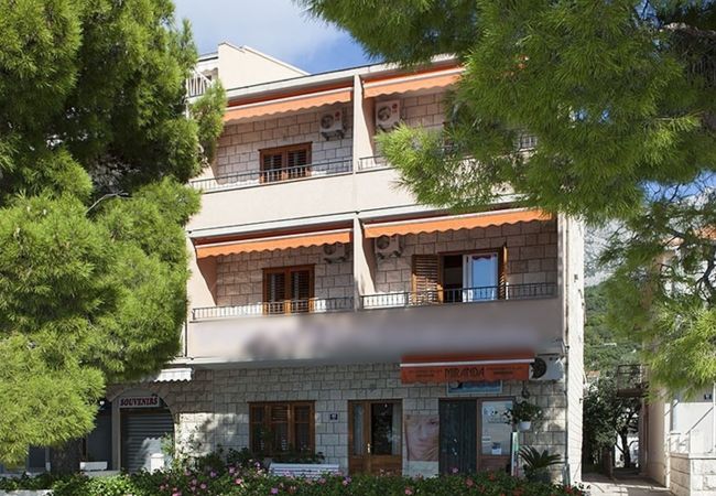 Квартира-студия на Tucepi - студио Апартамент в Тучепи c балкон, Спутниковое / кабельное телевидение, WIFI (3674-6) Квартира-студия на Tucepi - студио Апартамент в Тучепи c балкон, Спутниковое / кабельное телевидение, WIFI (3674-6)