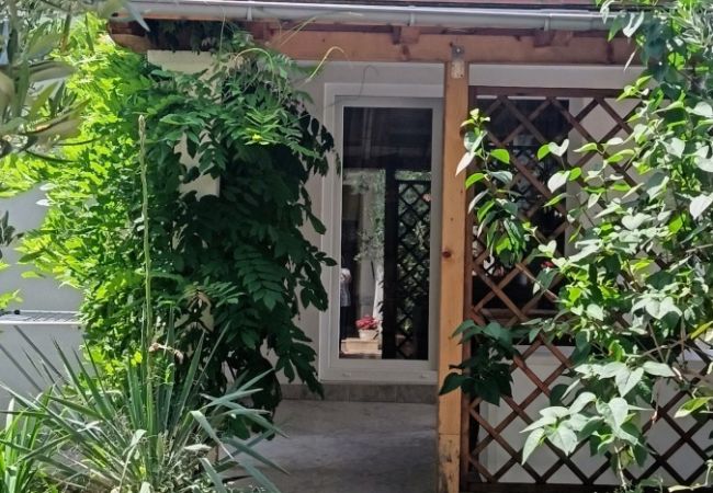 Бунгало на Ražanj - Бунгало в Ражане с террасой, стиральной машиной, посудомоечной машиной и кондиционером (3743-4) Бунгало на Ražanj - Бунгало в Ражане с террасой, стиральной машиной, посудомоечной машиной и кондиционером (3743-4)