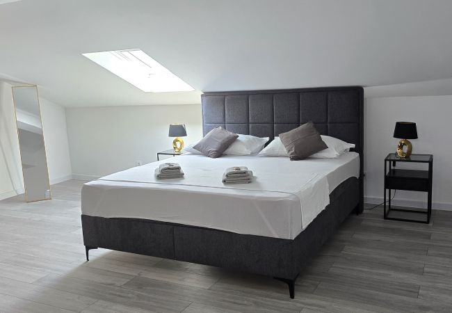 Апартаменты на Privlaka - Apartment 5237-3 for 2+1 Pers. in Privlaka Апартаменты на Privlaka - Apartment 5237-3 for 2+1 Pers. in Privlaka