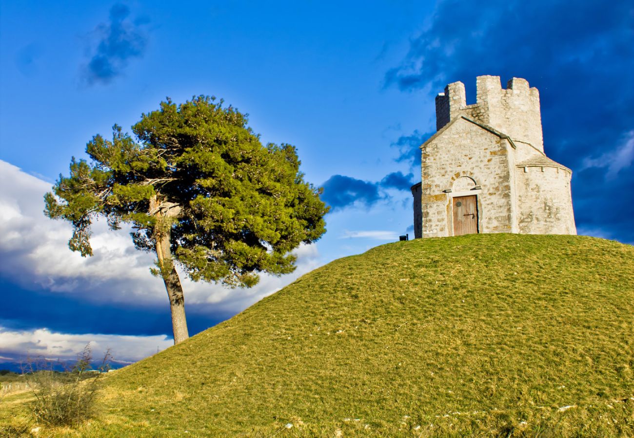 Дом на Privlaka - Дом для отдыха 5239 для 8+3 человек в Привлаке – 100 м от песчаного пляжа