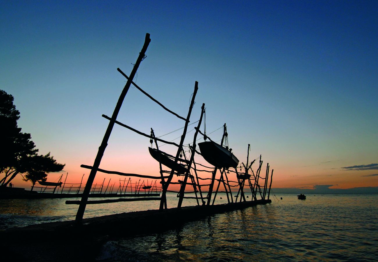 Квартира-студия на Umag - Студия в Умаге с кондиционером, стиральной машиной и Wi-Fi (4222-3)