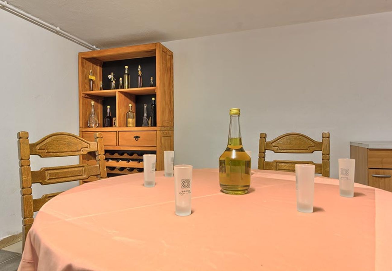 Вилла на Okrug Gornji - Ferienhaus 5243 für 8 Pers