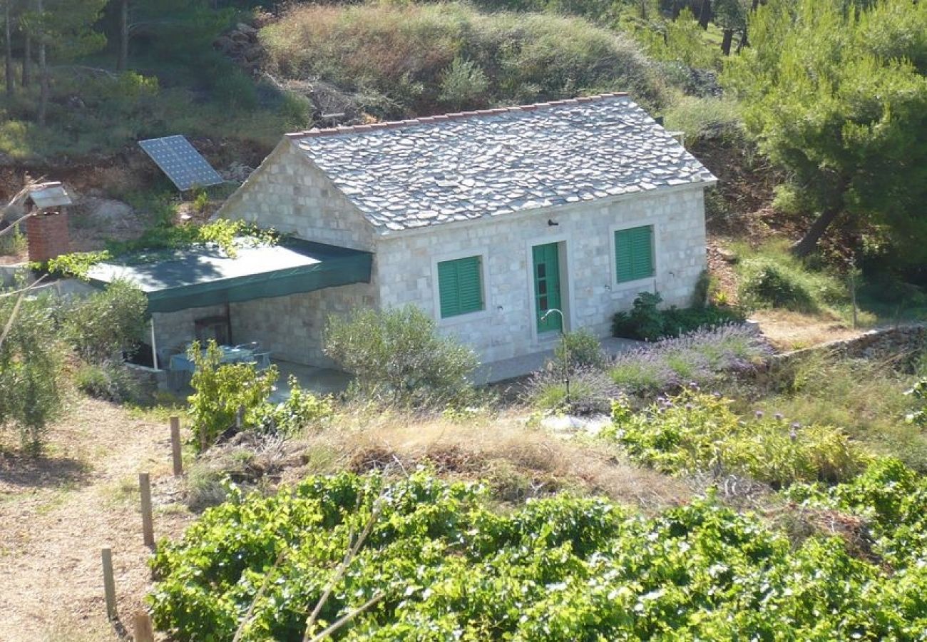 Ferienhaus in Murvica - Robinsonhaus in Murvica mit Meerblick, Terrasse (18-1)