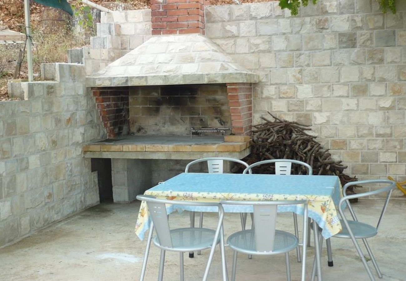 Ferienhaus in Murvica - Robinsonhaus in Murvica mit Meerblick, Terrasse (18-1)