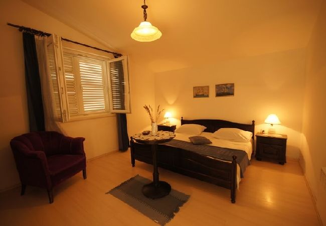 Ferienwohnung in Viganj - Ferienwohnung in Viganj mit Meerblick, Terrasse, Klimaanlage, W-LAN (22-2) Ferienwohnung in Viganj - Ferienwohnung in Viganj mit Meerblick, Terrasse, Klimaanlage, W-LAN (22-2)