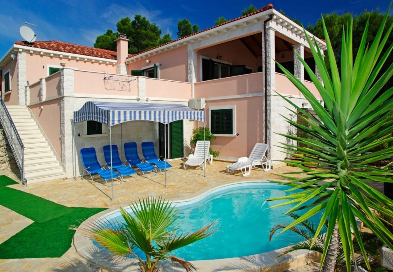 Ferienhaus in Vela Luka - Ferienhaus in Tri Porte (Potirna) mit Meerblick, Terrasse, Klimaanlage, W-LAN (39-1)