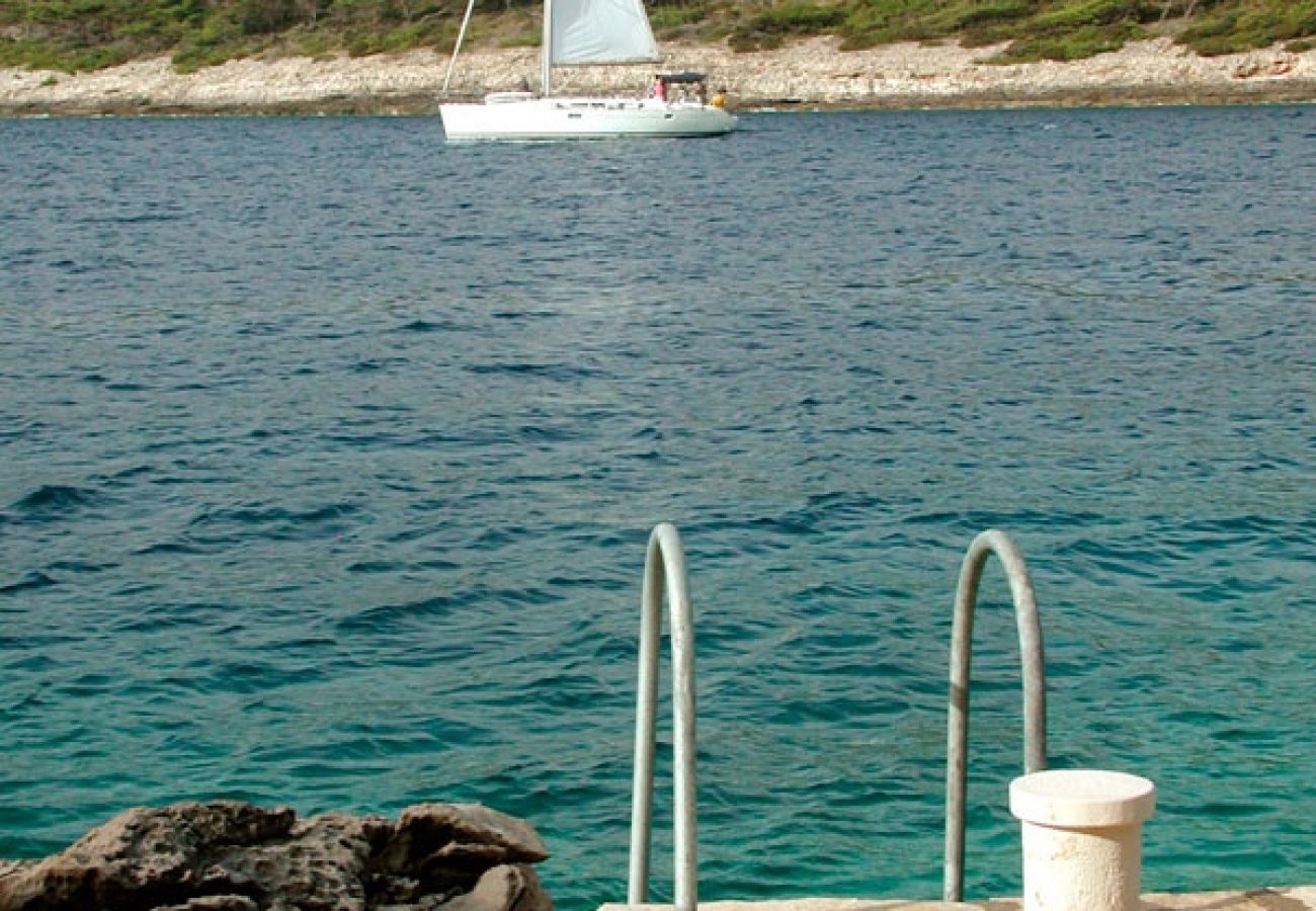 Ferienhaus in Vela Luka - Ferienhaus in Tri Porte (Potirna) mit Meerblick, Terrasse, Klimaanlage, W-LAN (39-1)