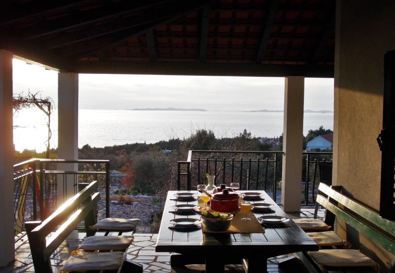 Ferienhaus in Primošten - Ferienhaus in Primošten mit Meerblick, Terrasse, Klimaanlage, W-LAN (54-1)