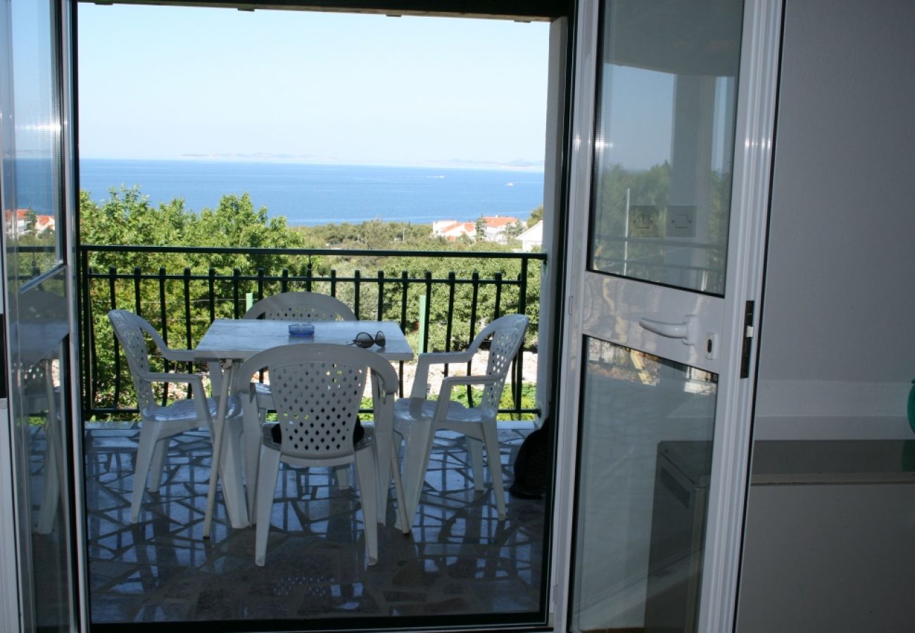 Ferienhaus in Primošten - Ferienhaus in Primošten mit Meerblick, Terrasse, Klimaanlage, W-LAN (54-1)