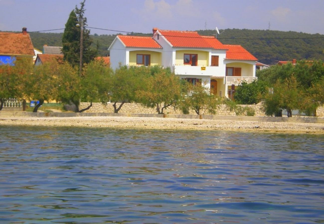 Studio in Bibinje - Studioapartment in Bibinje mit Meerblick, Balkon, Klimaanlage, W-LAN (59-3)