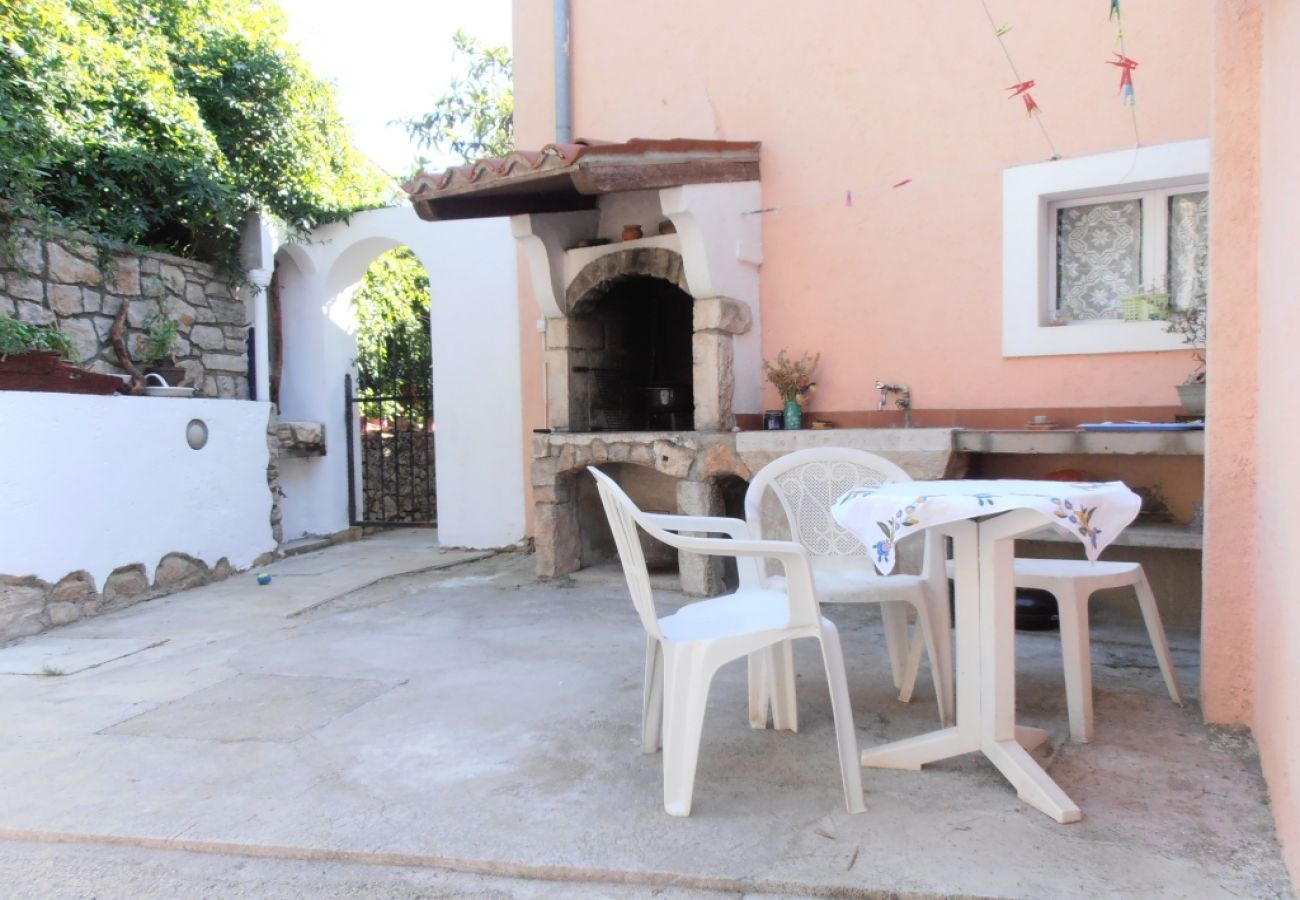 Ferienwohnung in Veli Lošinj - Ferienwohnung in Veli Lošinj mit Terrasse, Klimaanlage, W-LAN, Waschmaschine (63-2)