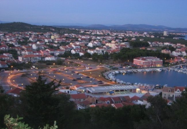 Studio in Tribunj - Studioapartment in Tribunj mit Meerblick, Balkon, Klimaanlage, W-LAN (68-1) Studio in Tribunj - Studioapartment in Tribunj mit Meerblick, Balkon, Klimaanlage, W-LAN (68-1)