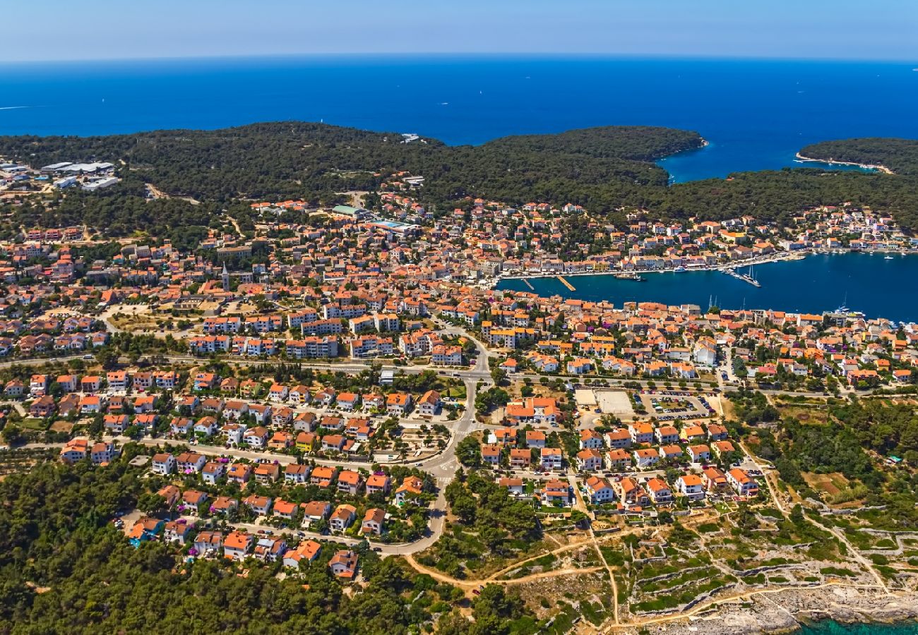 Ferienwohnung in Mali Lošinj - Ferienwohnung in Mali Lošinj mit Balkon, Klimaanlage, W-LAN (72-1)