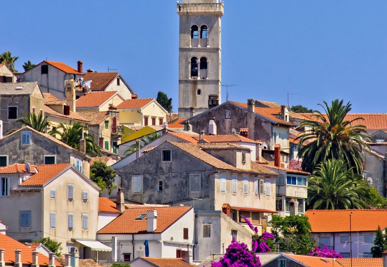 Ferienwohnung in Mali Lošinj - Ferienwohnung in Mali Lošinj mit Balkon, Klimaanlage, W-LAN (72-1)