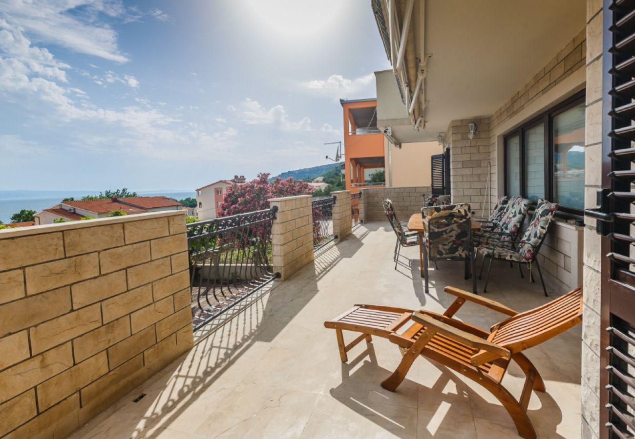 Ferienwohnung in Duce - Ferienwohnung in Duće mit Meerblick, Balkon, Klimaanlage, W-LAN (79-6)