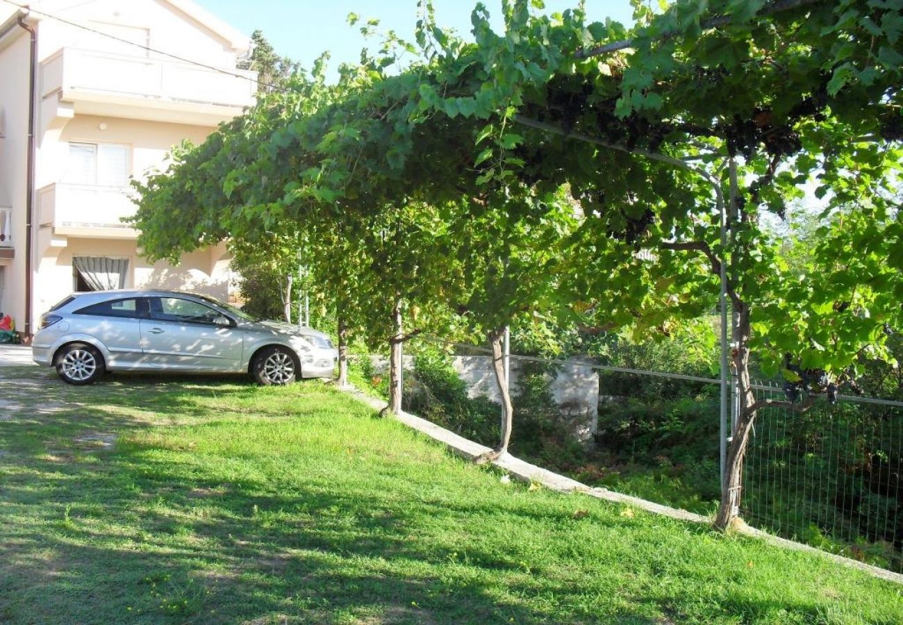 Ferienwohnung in Lopar - Ferienwohnung in Lopar mit Balkon, Klimaanlage, W-LAN (87-1)