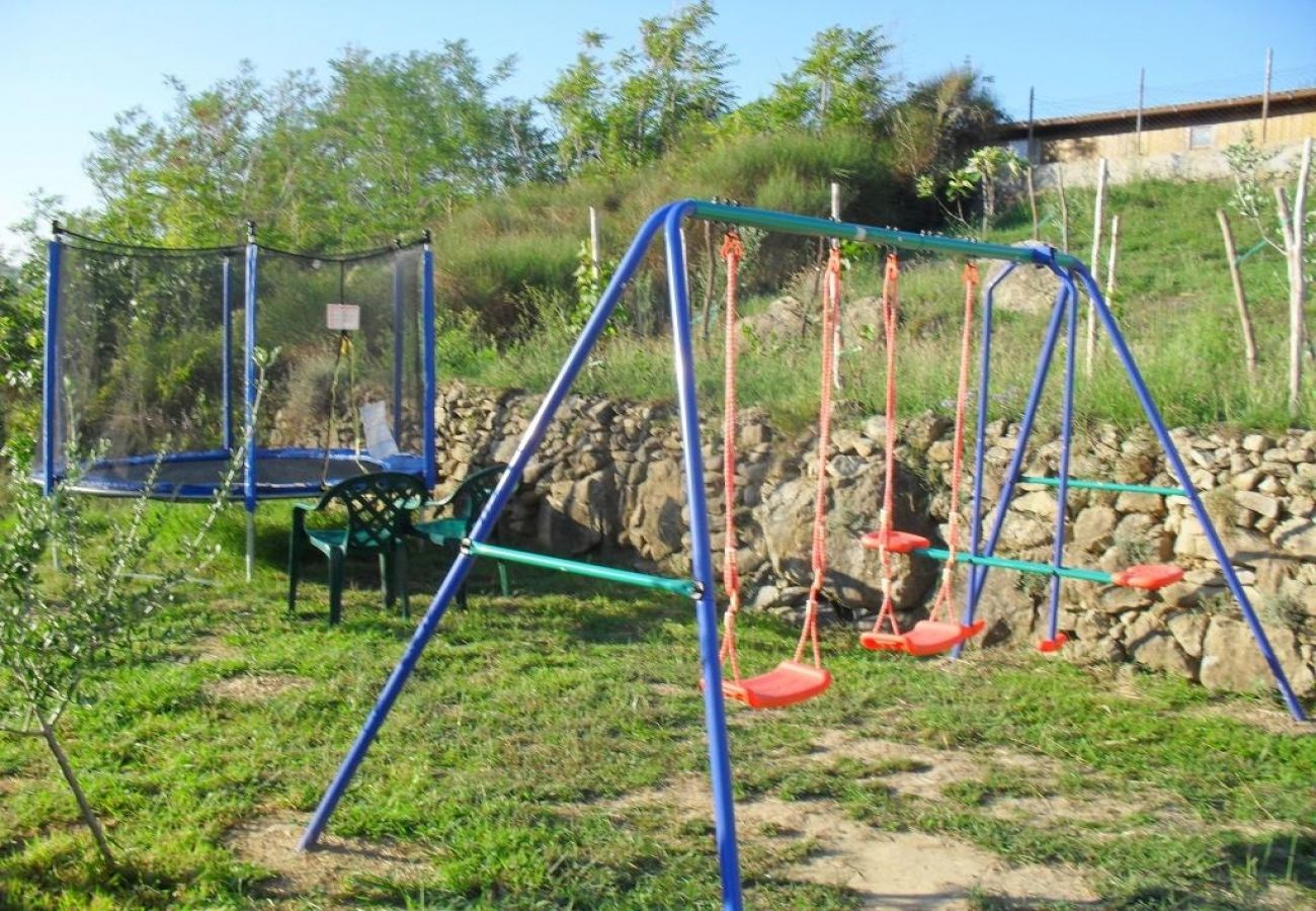 Ferienwohnung in Lopar - Ferienwohnung in Lopar mit Balkon, Klimaanlage, W-LAN (87-1)