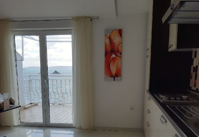 Ferienwohnung in Seget Vranjica - Ferienwohnung in Seget Vranjica mit Meerblick, Balkon, Klimaanlage, W-LAN (91-2) Ferienwohnung in Seget Vranjica - Ferienwohnung in Seget Vranjica mit Meerblick, Balkon, Klimaanlage, W-LAN (91-2)