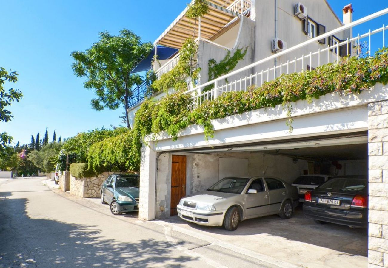 Ferienwohnung in Seget Vranjica - Ferienwohnung in Seget Vranjica mit Meerblick, Balkon, Klimaanlage, W-LAN (91-2)