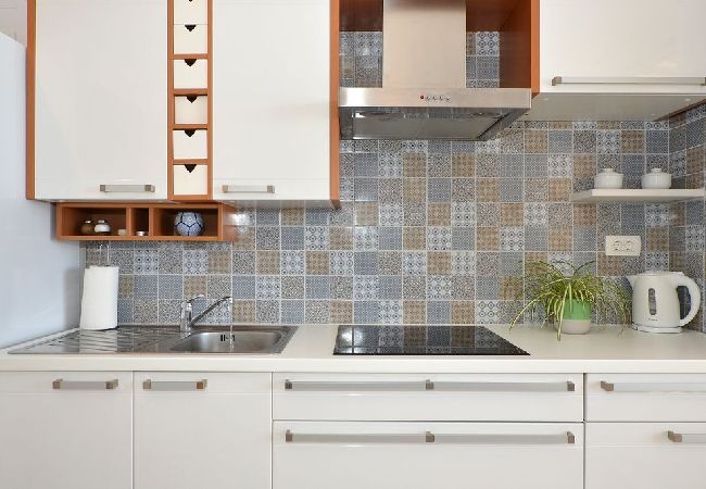 Ferienwohnung in Seget Vranjica - Ferienwohnung in Seget Vranjica mit Meerblick, Balkon, Klimaanlage, W-LAN (91-3) Ferienwohnung in Seget Vranjica - Ferienwohnung in Seget Vranjica mit Meerblick, Balkon, Klimaanlage, W-LAN (91-3)