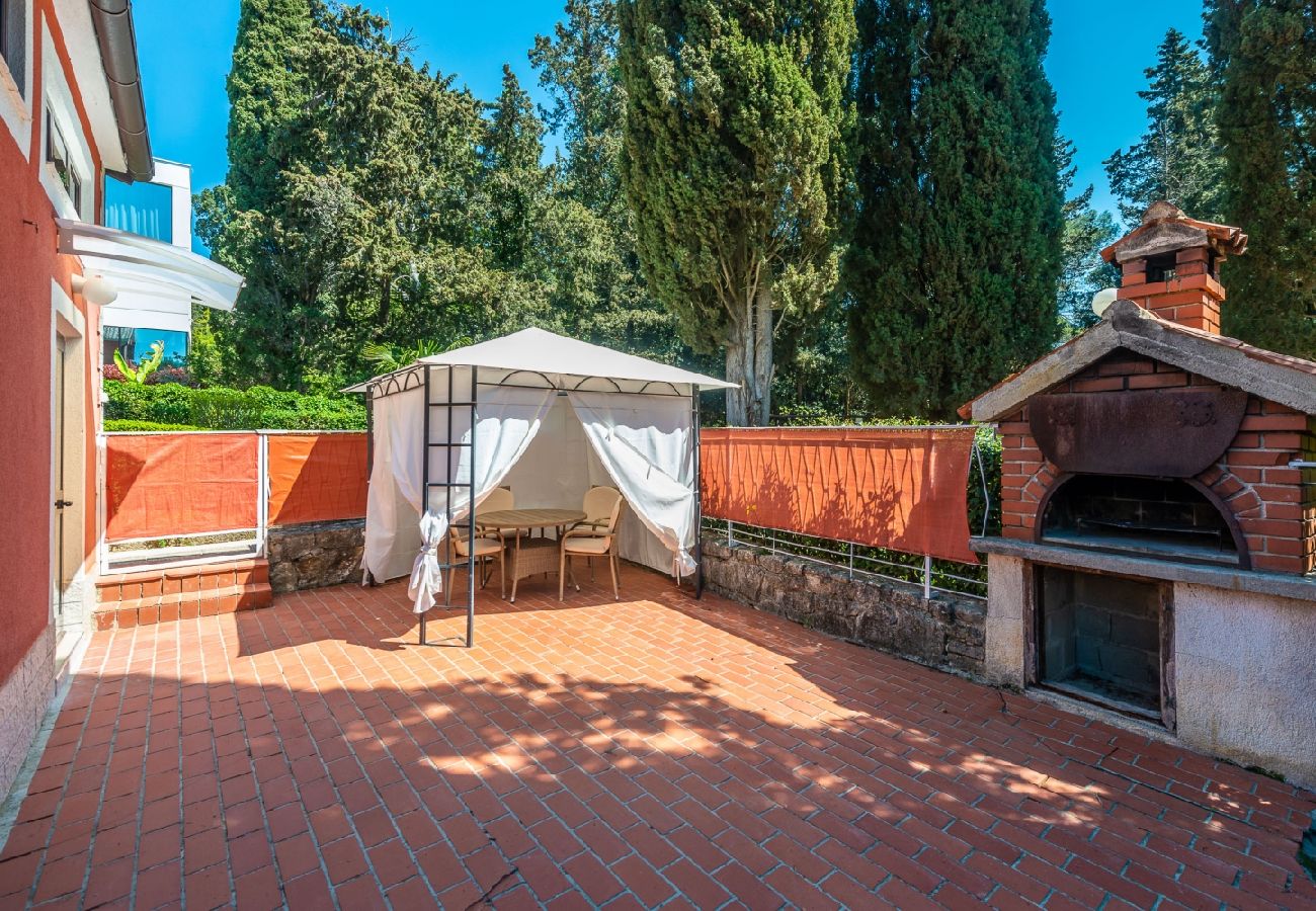 Ferienwohnung in Rovinj - Ferienwohnung in Rovinj mit Terrasse, Klimaanlage, W-LAN, Waschmaschine (96-6)