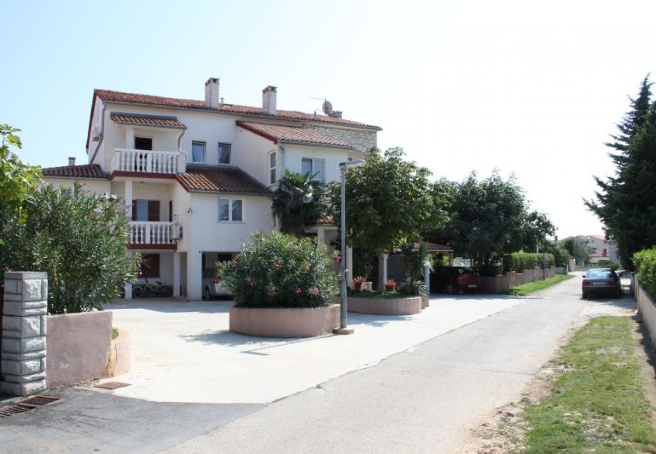 Ferienwohnung in Medulin - Ferienwohnung in Medulin mit Meerblick, Balkon, Klimaanlage, W-LAN (5216-1)