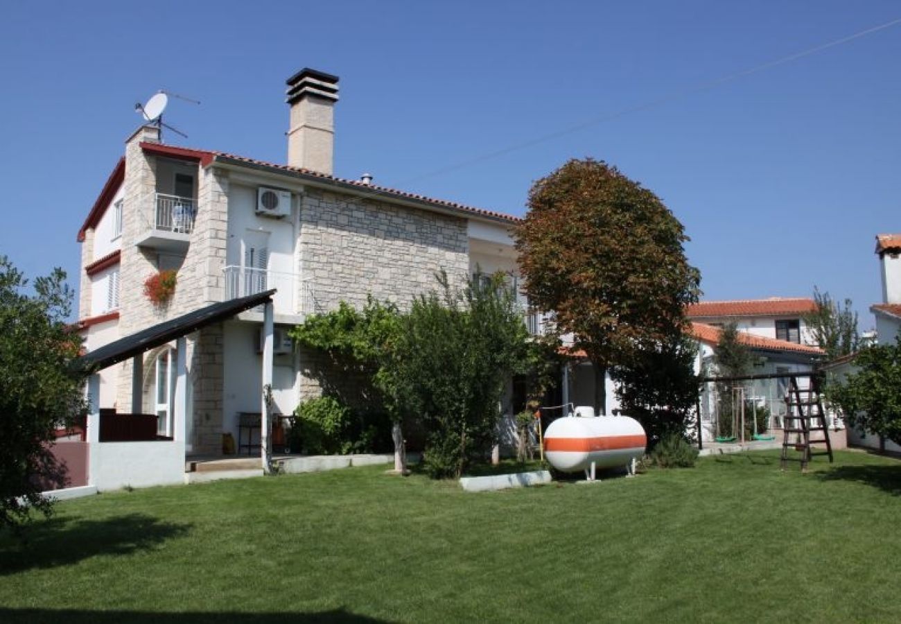 Ferienwohnung in Medulin - Ferienwohnung in Medulin mit Meerblick, Balkon, Klimaanlage, W-LAN (5216-1)