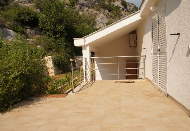 Ferienwohnung in Orebic - Ferienwohnung in Orebić mit Meerblick, Terrasse, Klimaanlage, W-LAN (114-2) Ferienwohnung in Orebic - Ferienwohnung in Orebić mit Meerblick, Terrasse, Klimaanlage, W-LAN (114-2)