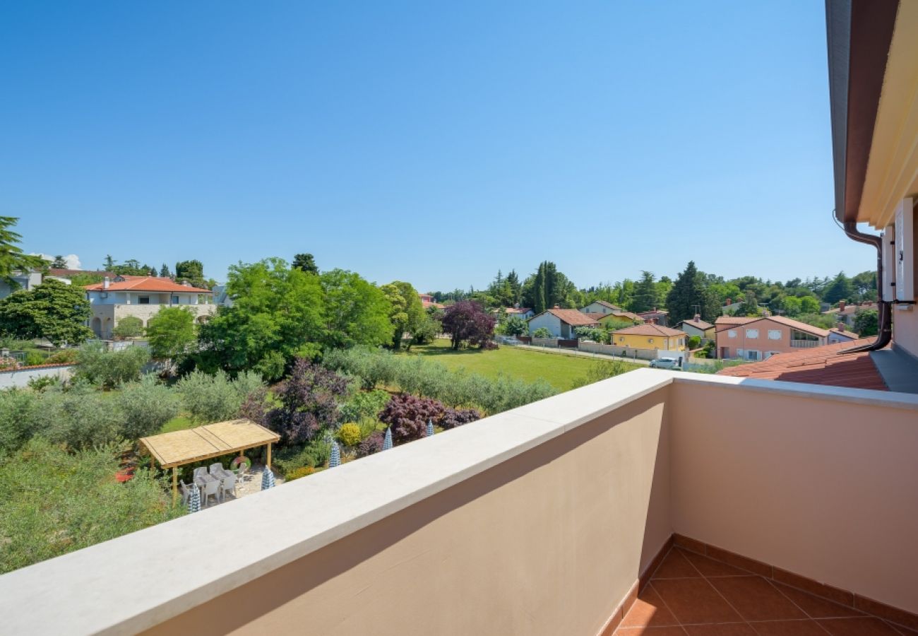 Ferienwohnung in Bašanija - Ferienwohnung in Bašanija mit Terrasse, Klimaanlage, W-LAN, Spülmaschine (113-4)