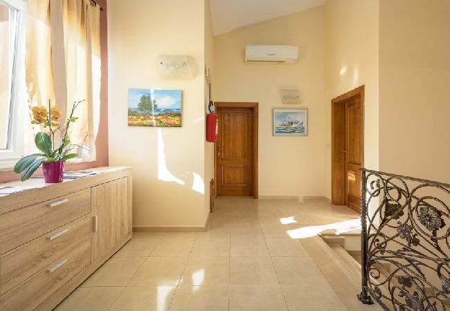 Ferienwohnung in Bašanija - Ferienwohnung in Bašanija mit Meerblick, Terrasse, Klimaanlage, W-LAN (113-6) Ferienwohnung in Bašanija - Ferienwohnung in Bašanija mit Meerblick, Terrasse, Klimaanlage, W-LAN (113-6)