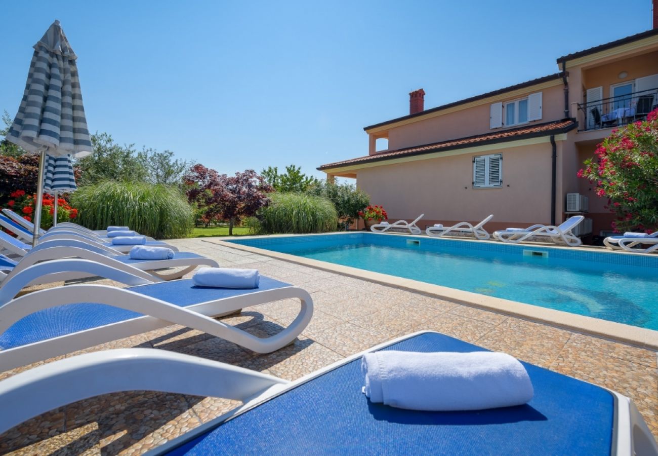 Ferienwohnung in Bašanija - Ferienwohnung in Bašanija mit Meerblick, Terrasse, Klimaanlage, W-LAN (113-6)