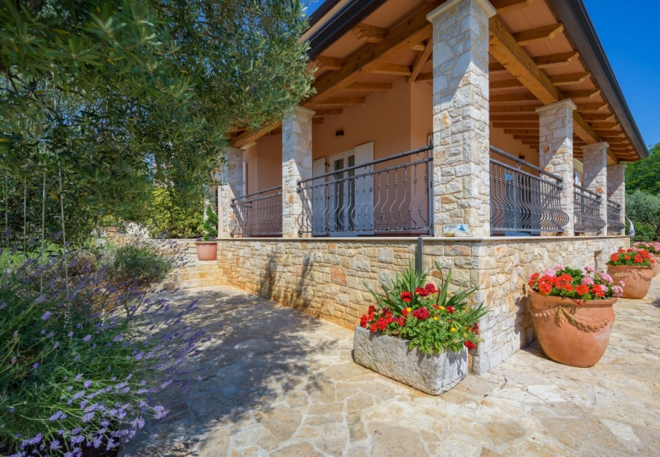 Ferienwohnung in Bašanija - Ferienwohnung in Bašanija mit Meerblick, Terrasse, Klimaanlage, W-LAN (113-6)