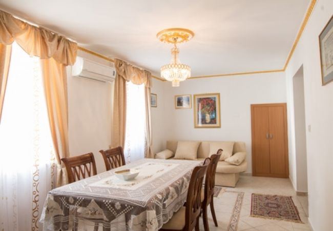 Ferienwohnung in Savudrija - Ferienwohnung in Savudrija mit Terrasse, Klimaanlage, W-LAN, Waschmaschine (123-1) Ferienwohnung in Savudrija - Ferienwohnung in Savudrija mit Terrasse, Klimaanlage, W-LAN, Waschmaschine (123-1)