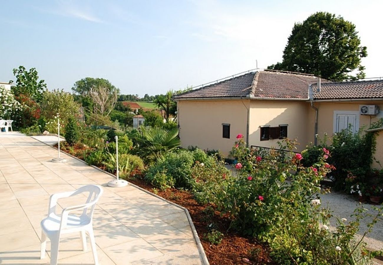 Ferienwohnung in Savudrija - Ferienwohnung in Savudrija mit Meerblick, Terrasse, Klimaanlage, W-LAN (123-3)