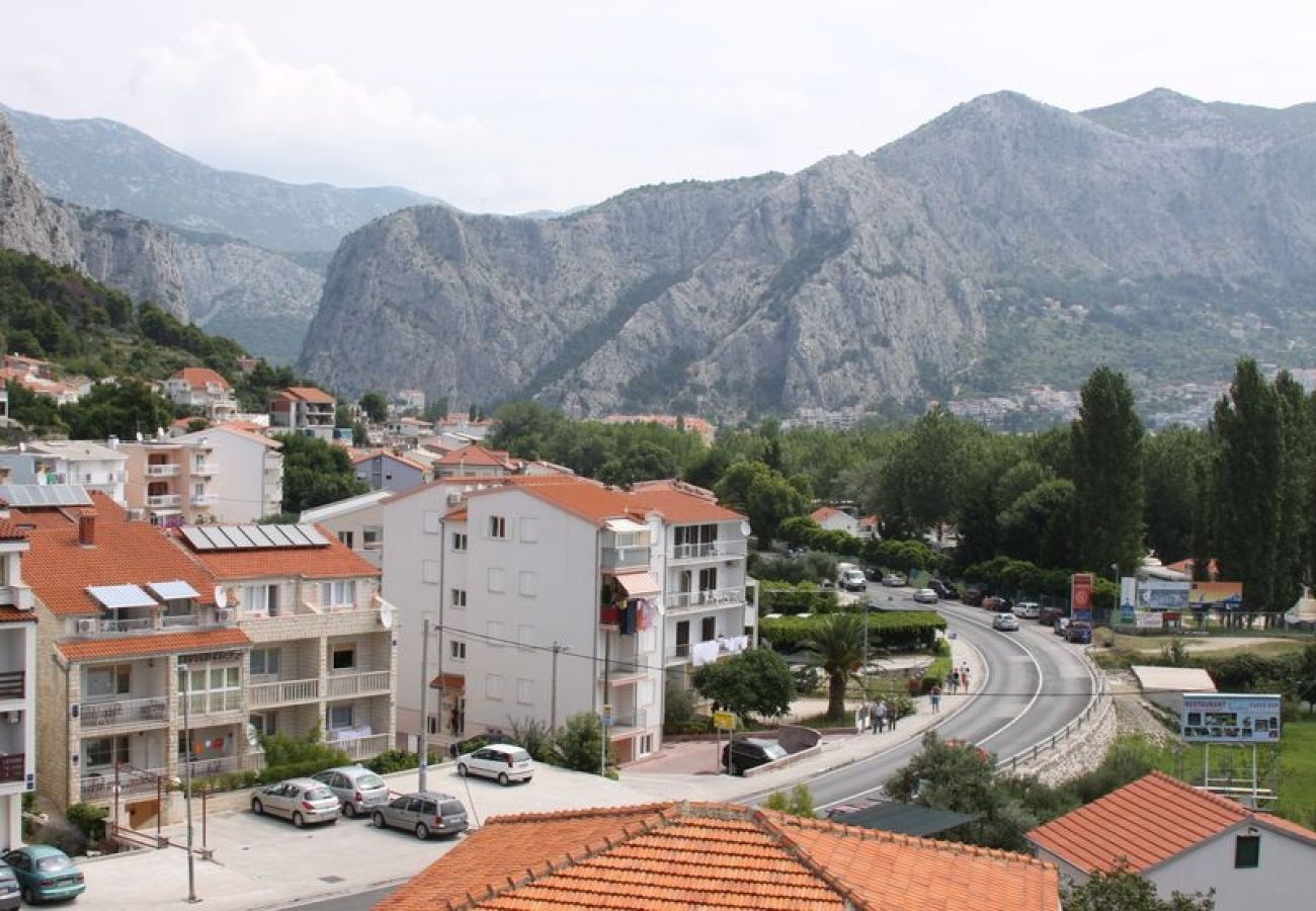 Ferienwohnung in Duce - Ferienwohnung in Duće mit Terrasse, Klimaanlage, W-LAN (122-3)