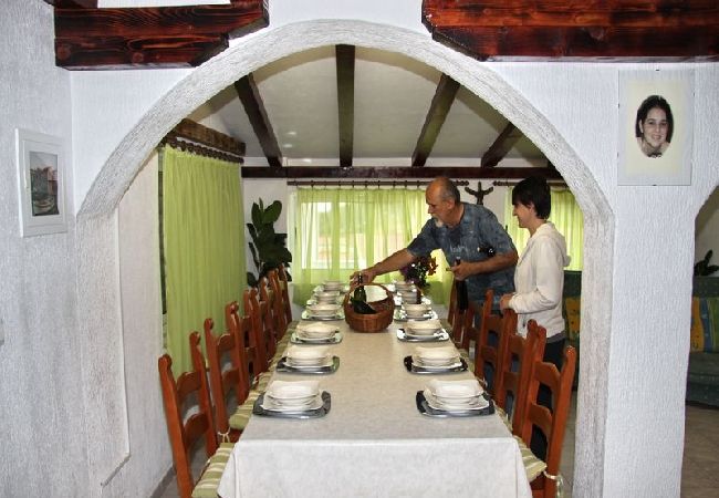 Ferienwohnung in Duce - Ferienwohnung in Duće mit Loggia, Klimaanlage, W-LAN, Spülmaschine (122-5) Ferienwohnung in Duce - Ferienwohnung in Duće mit Loggia, Klimaanlage, W-LAN, Spülmaschine (122-5)
