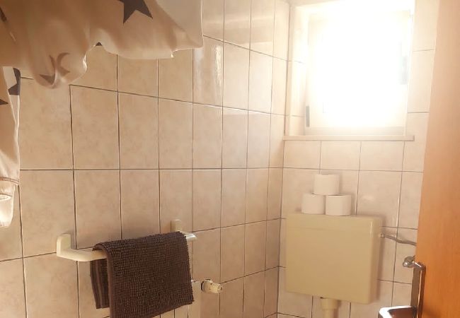 Studio in Duce - Studioapartment in Duće mit Meerblick, Balkon, Klimaanlage, W-LAN (122-9) Studio in Duce - Studioapartment in Duće mit Meerblick, Balkon, Klimaanlage, W-LAN (122-9)