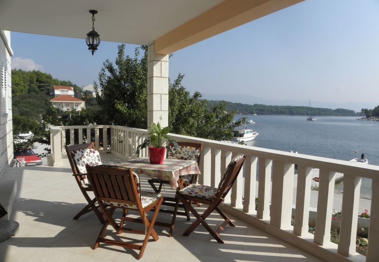 Ferienwohnung in Lumbarda - Ferienwohnung in Lumbarda mit Meerblick, Terrasse, Klimaanlage, W-LAN (128-2)