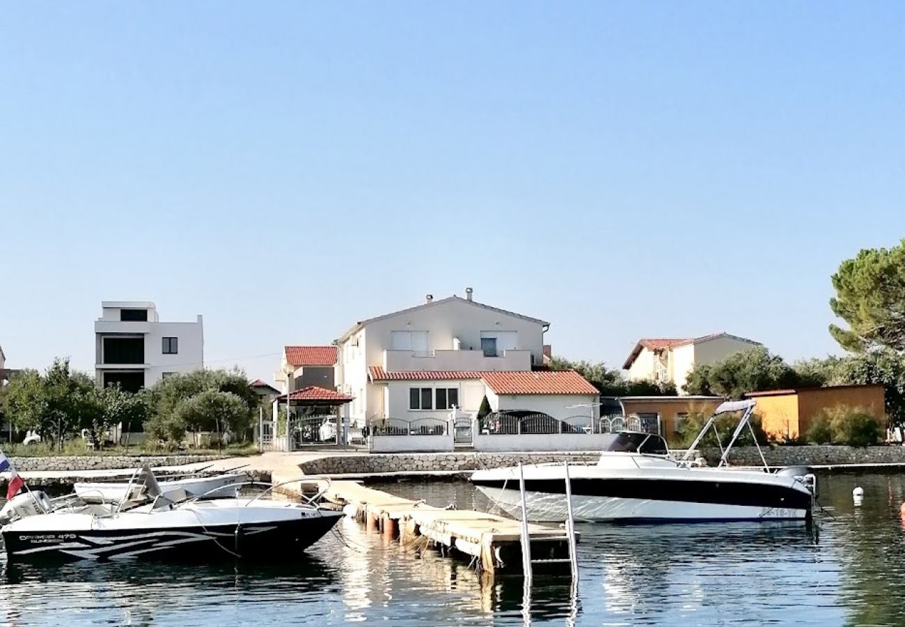 Ferienwohnung in Sukošan - Ferienwohnung in Sukošan mit Terrasse, Klimaanlage, W-LAN (131-1)