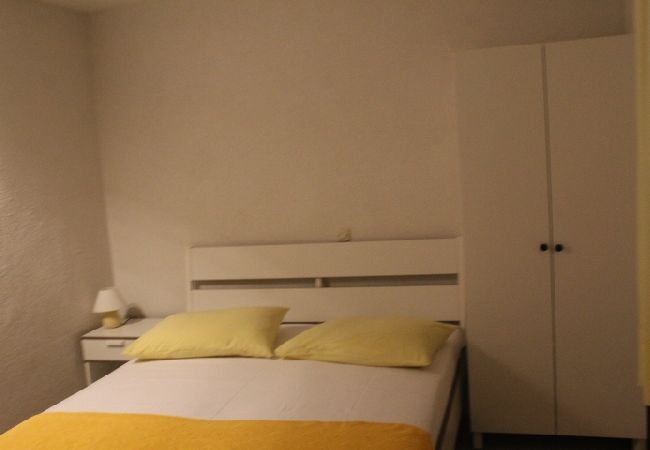 Ferienwohnung in Podgora - Ferienwohnung in Podgora mit Meerblick, Loggia, Klimaanlage, W-LAN (134-1) Ferienwohnung in Podgora - Ferienwohnung in Podgora mit Meerblick, Loggia, Klimaanlage, W-LAN (134-1)