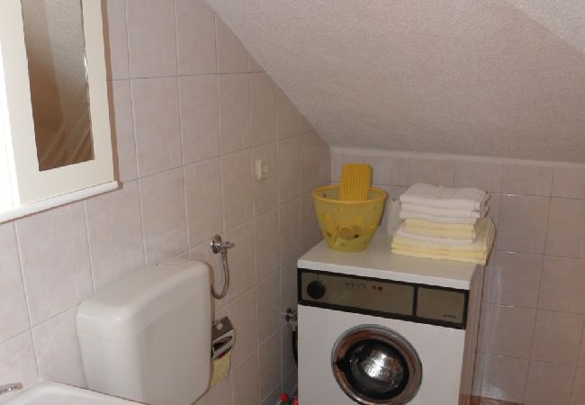 Ferienwohnung in Podgora - Ferienwohnung in Podgora mit Meerblick, Loggia, Klimaanlage, W-LAN (134-1) Ferienwohnung in Podgora - Ferienwohnung in Podgora mit Meerblick, Loggia, Klimaanlage, W-LAN (134-1)