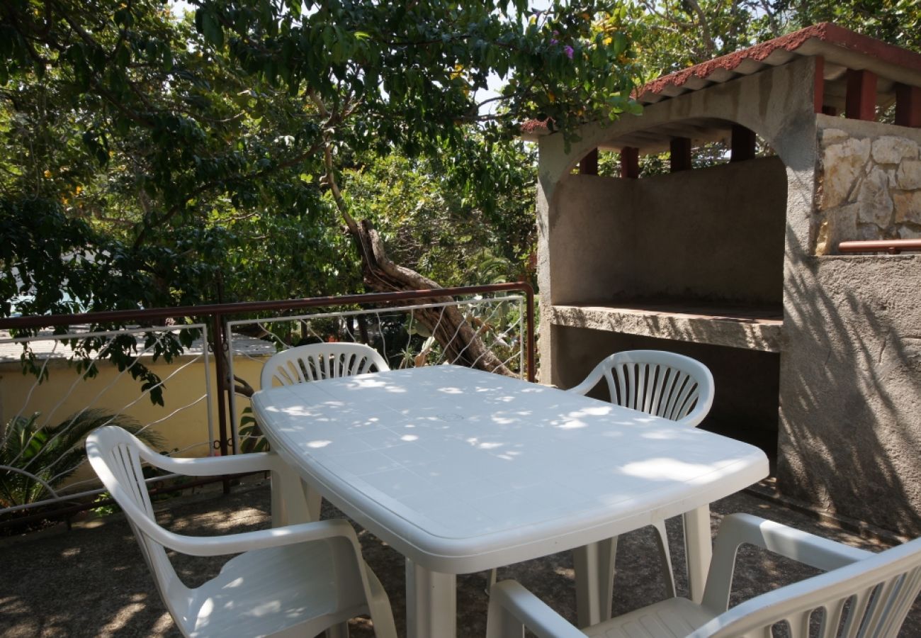 Ferienhaus in Vis - Ferienhaus in Vis mit Terrasse, Klimaanlage, Spülmaschine (139-2)