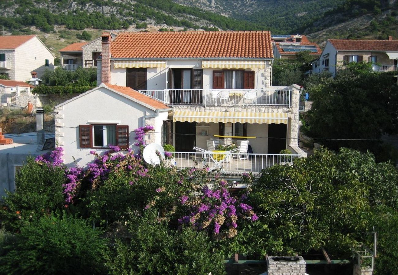 Ferienwohnung in Bol - Ferienwohnung in Bol mit Meerblick, Terrasse, Klimaanlage, W-LAN (155-1)