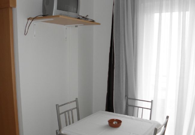 Ferienwohnung in Zambratija - Ferienwohnung in Zambratija mit Meerblick, Balkon, Klimaanlage, W-LAN (158-2) Ferienwohnung in Zambratija - Ferienwohnung in Zambratija mit Meerblick, Balkon, Klimaanlage, W-LAN (158-2)