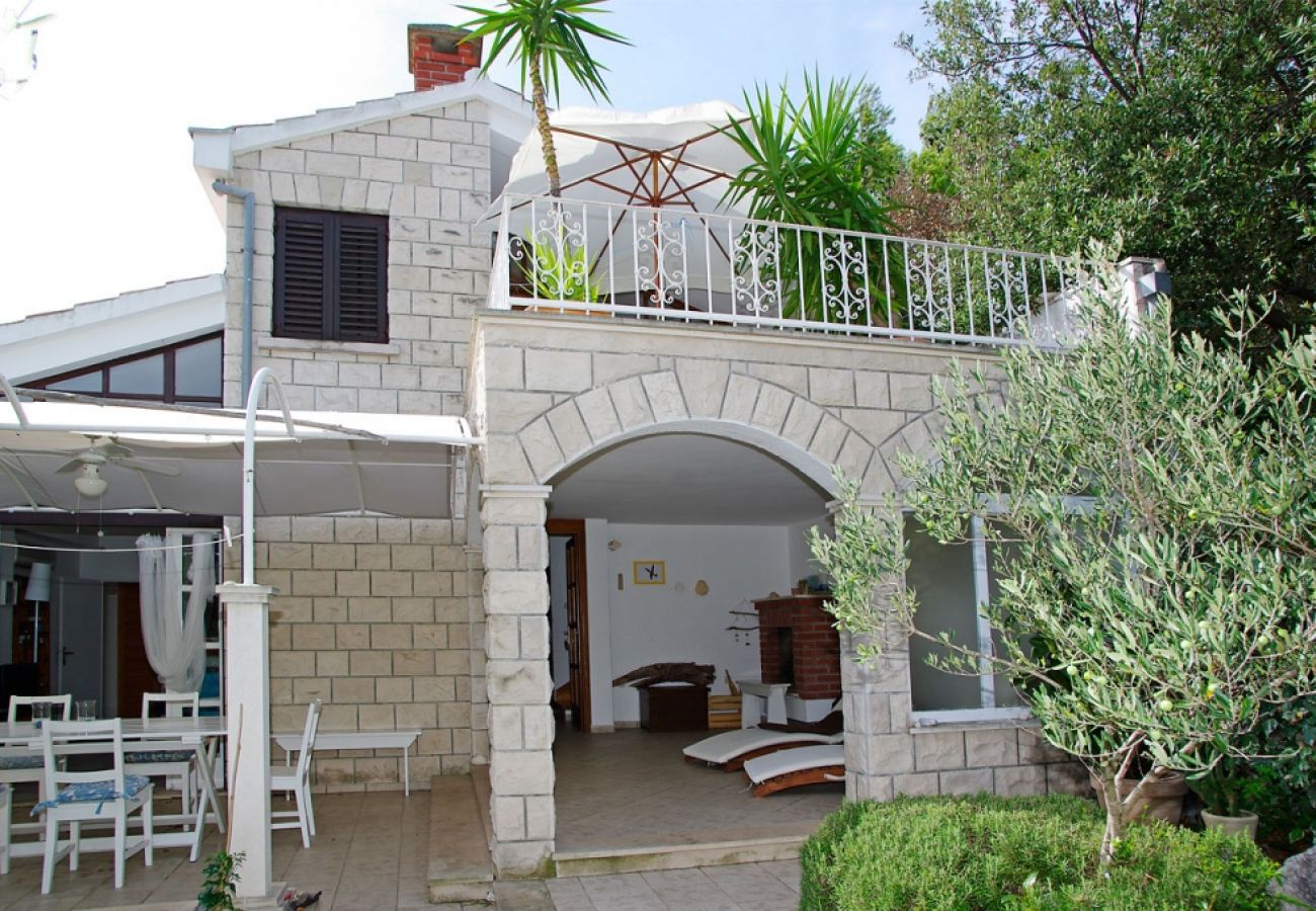 Ferienhaus in Vela Luka - Ferienhaus in Tri Porte (Potirna) mit Meerblick, Terrasse, Klimaanlage, W-LAN (166-1)