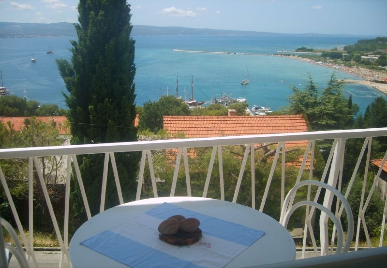 Ferienwohnung in Omiš - Ferienwohnung in Omiš mit Meerblick, Balkon, Klimaanlage, W-LAN (161-3)